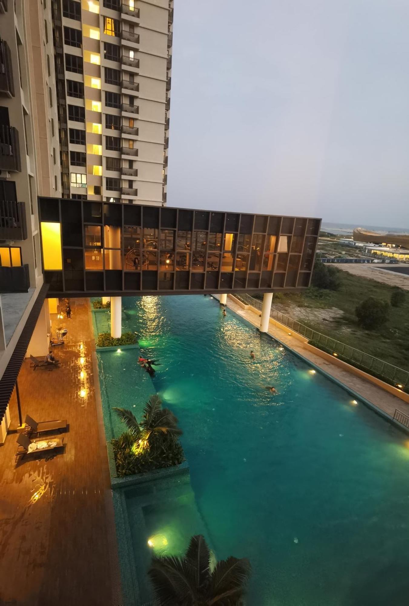 Luxury Couple Suites L Free Netflix L Massage Chair L Bathtub L Wifi 200Mbps L Town Area Bali Residence Malacca Kamer foto